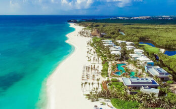 How far is the Riviera Maya from Cancun