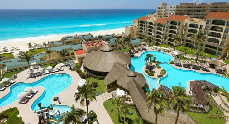 List of hotels in Cancun Hotel Zone