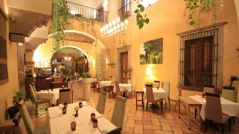 Best Restaurants in Queretaro - Traveling By