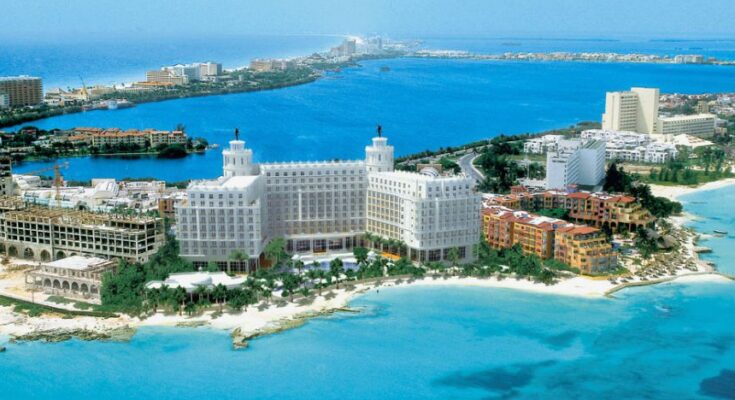 Cancun Hotel Zone - guide travel