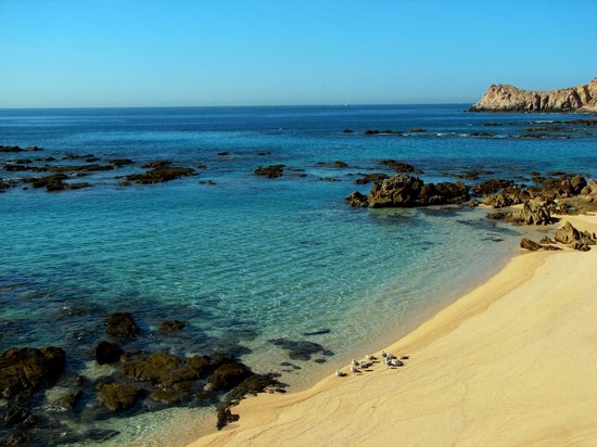 Chileno Beach - swimmable beaches in los cabos