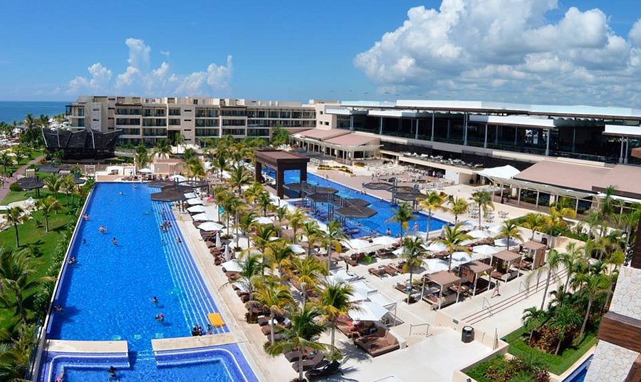 Dreams Riviera Cancun Resort & Spa – All Inclusive
