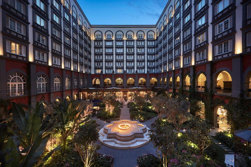 Four Seasons Hotel Mexico City the most expensive hotel in downtown Mexico City